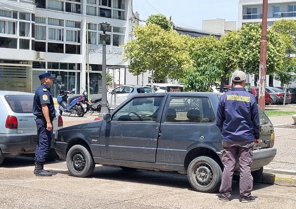 BEAT 991 La Policía secuestró un auto que había sido robado en Buenos Aires