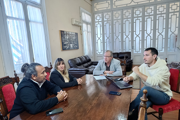 BEAT 991 Carrozas: Miembros de la Comisión se reunieron con dirigentes de Río Negro