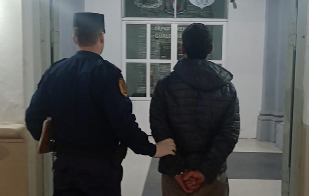 BEAT 991 La Policía capturó a un sujeto con cuatro pedidos de detención