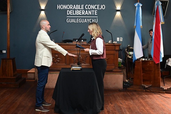 BEAT 991 Legaria asumió como concejal de Juntos por Entre Ríos