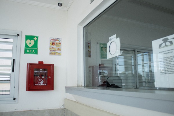 BEAT 991 Se incorporaron Desfibriladores Externos Automáticos en el Hospital Centenario