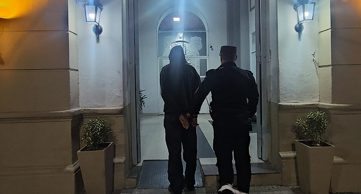 BEAT 991 Detenido por amenazas y resistencia a la autoridad 