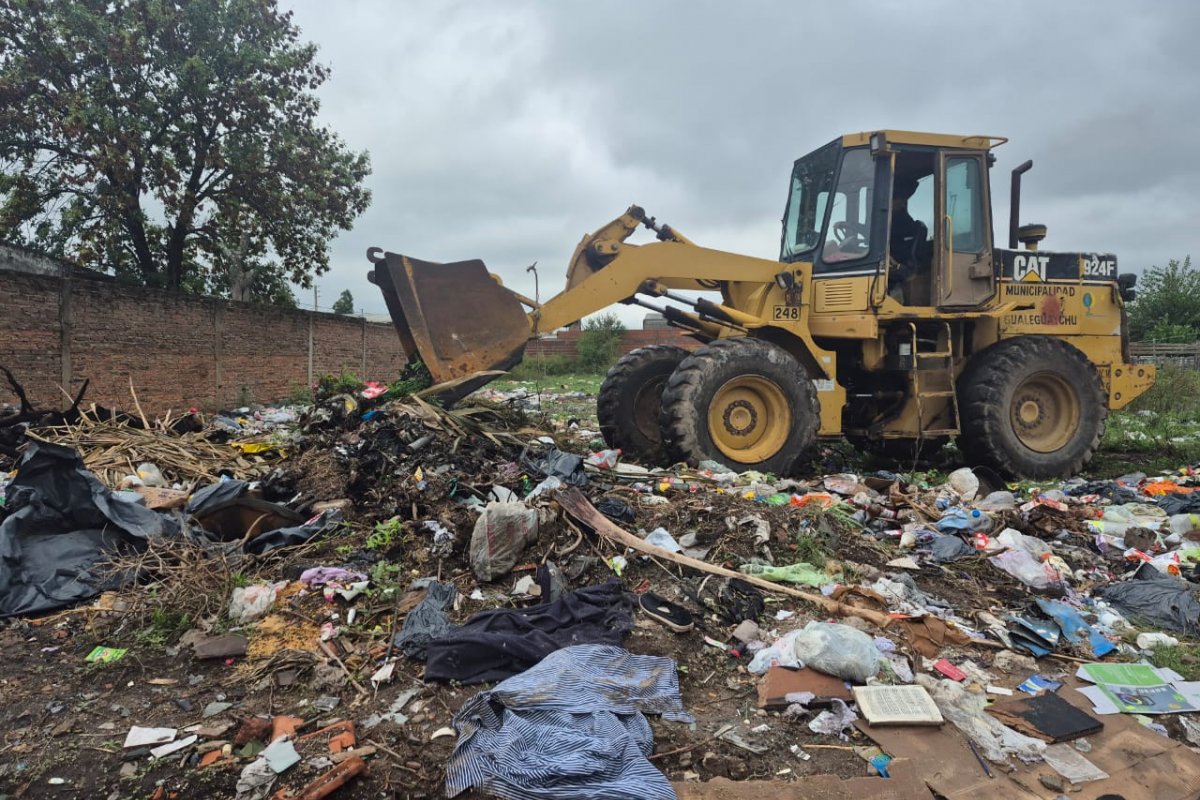 BEAT 991 Volvieron a limpiar un basural erradicado hace solo una semana