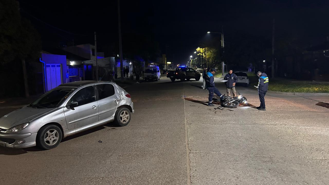 BEAT 991 Siniestro vial en la intersección de Montana y Santiago Díaz deja un lesionado grave