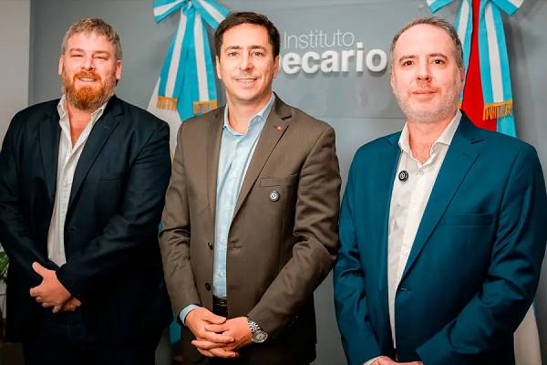 BEAT 991 Anunciaron que las becas provinciales aumentarán un 30%