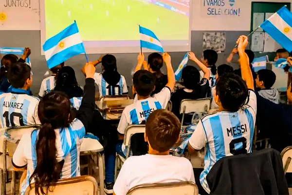 BEAT 991 Las escuelas entrerrianas podrán pasar los partidos de Argentina en el Mundial