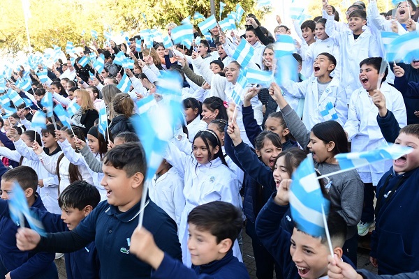 BEAT 991 El próximo lunes se realizará el acto por el Día de la Bandera