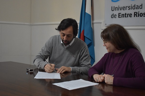 BEAT 991 La Facultad de Bromatología y el ICAB firmaron convenios de colaboración