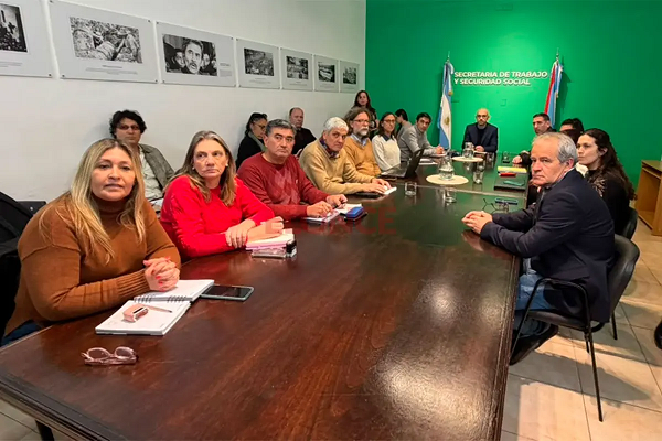 BEAT 991 Paritarias: los gremios docentes responderán el lunes a la propuesta del gobierno