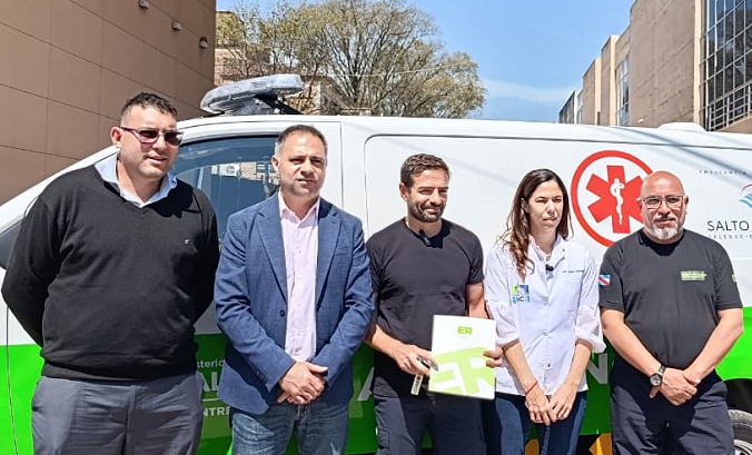 BEAT 991 El Hospital Centenario recibió una ambulancia de alta complejidad